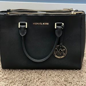 Michael Kors purse and wallet